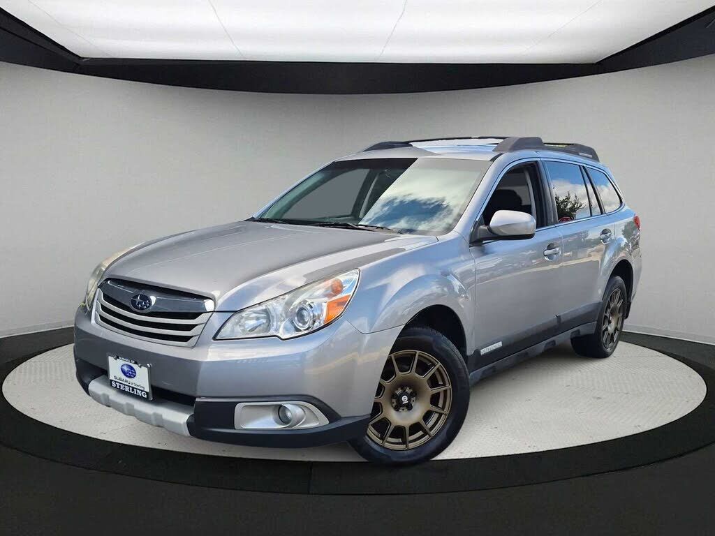 2010 SUBARU Outback