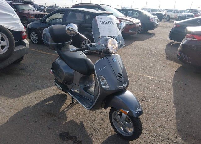 2006 PIAGGIO AND VESPA GT