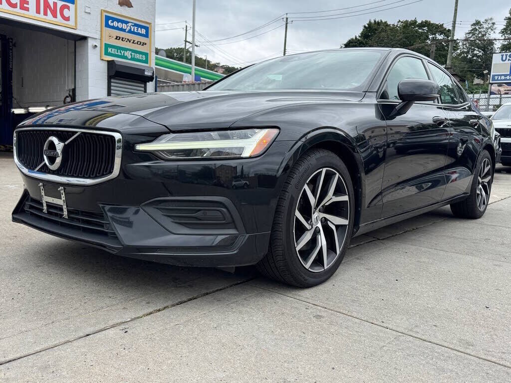 2020 VOLVO S60