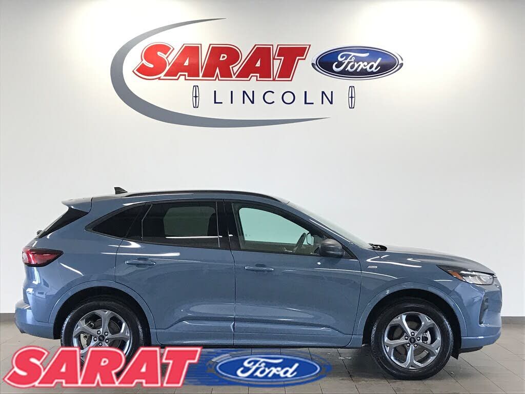 2024 FORD Escape