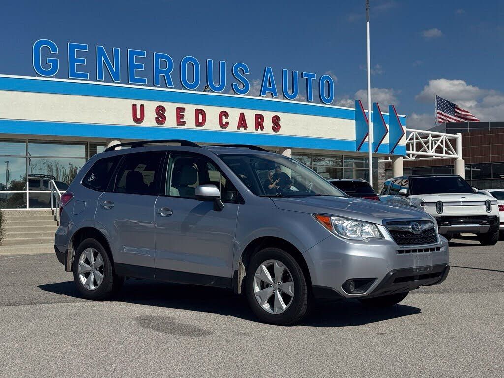 2016 SUBARU Forester