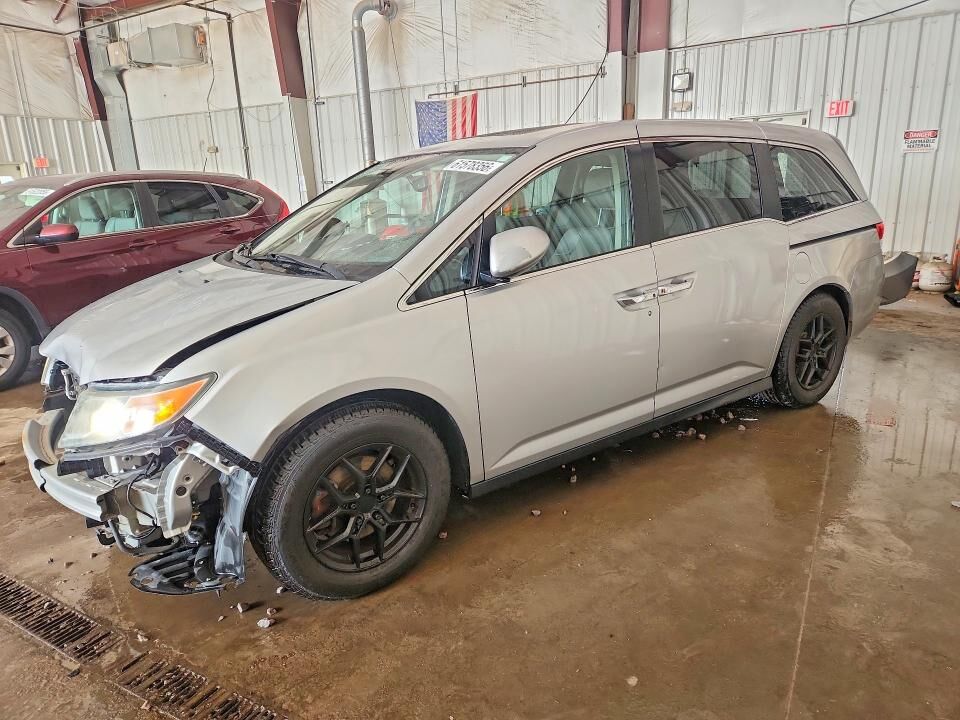 2014 HONDA Odyssey