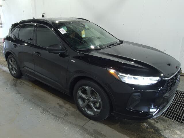 2024 FORD Escape