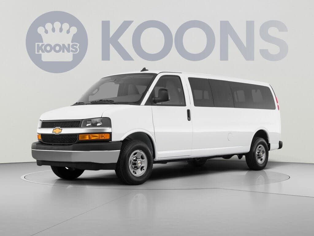 2024 CHEVROLET Express