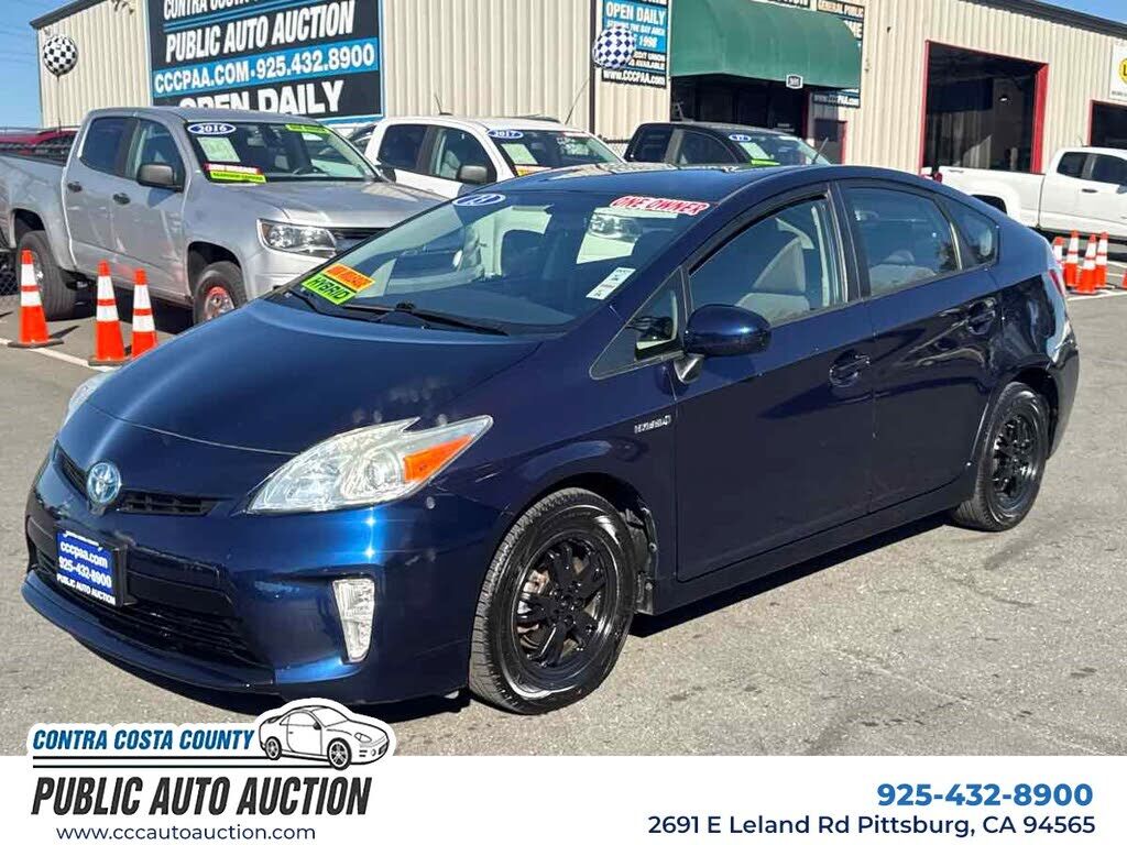 2013 TOYOTA PRIUS