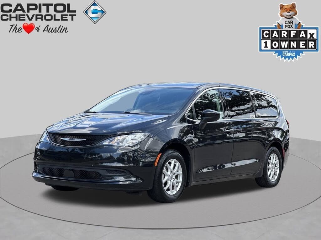 2023 CHRYSLER Voyager