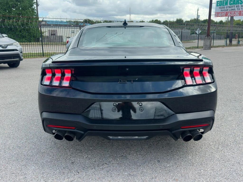 2024 FORD Mustang
