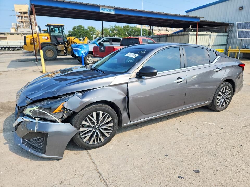 2025 NISSAN Altima