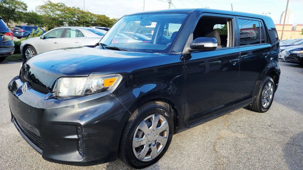 2012 TOYOTA SCION