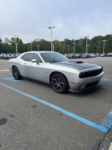 2019 DODGE Challenger