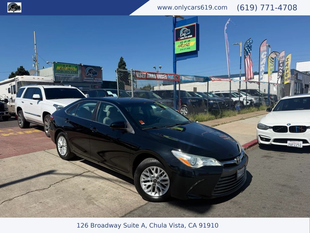 2016 TOYOTA Camry