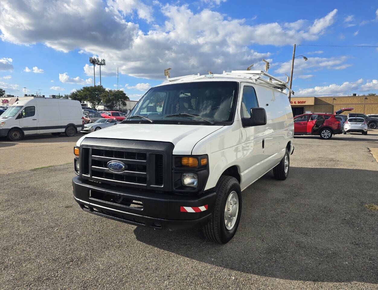 2011 FORD E-250