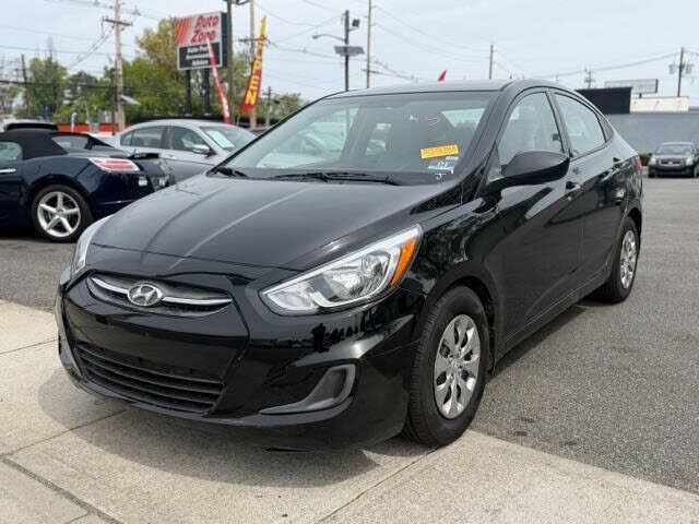 2016 HYUNDAI Accent