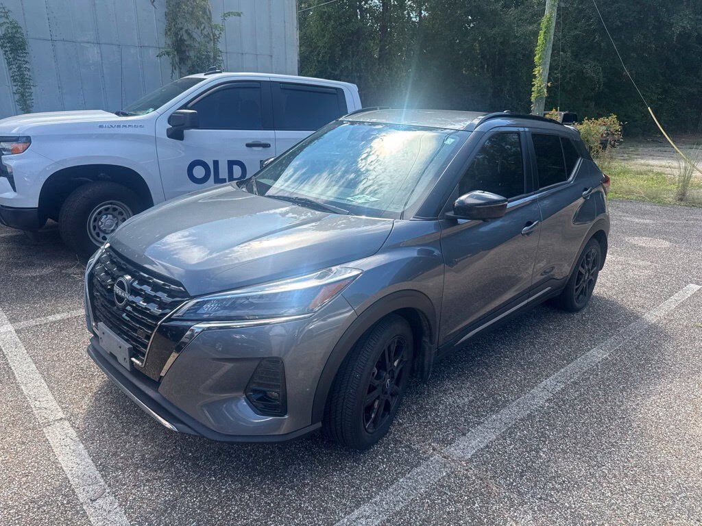 2024 NISSAN Kicks