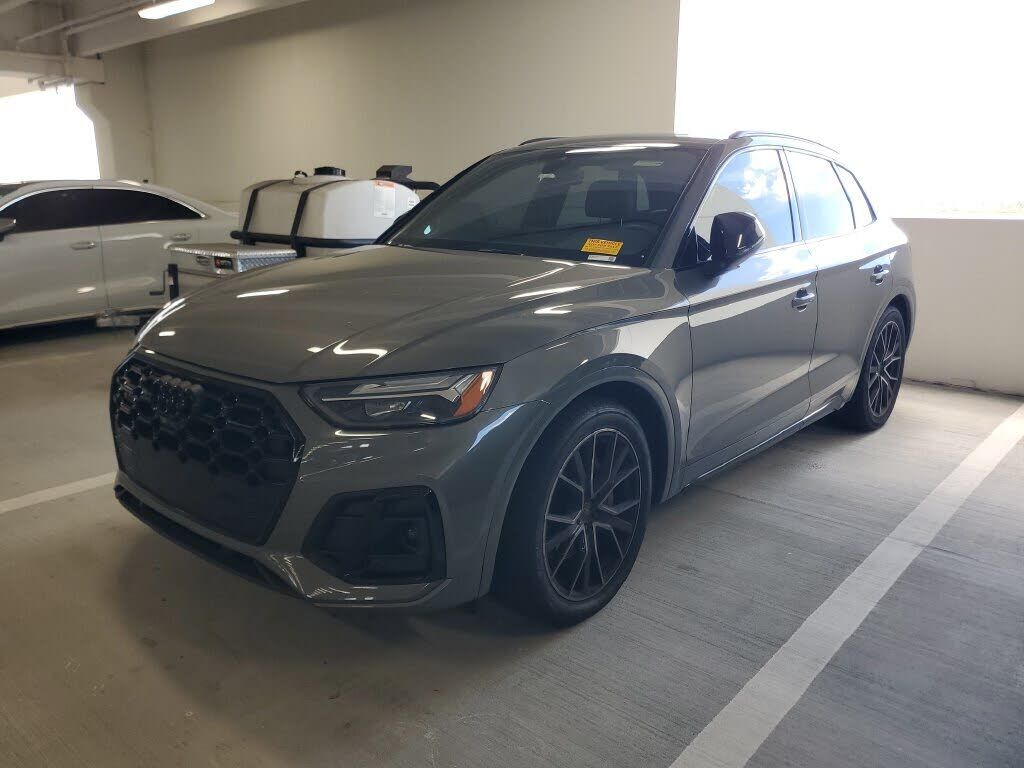 2024 AUDI SQ5