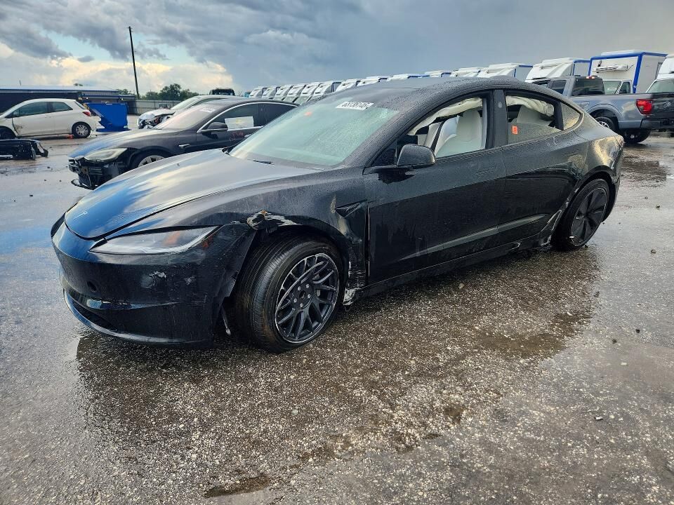 2025 TESLA Model 3