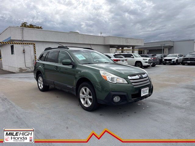 2013 SUBARU Outback