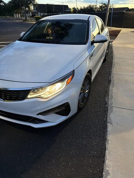 2020 KIA Optima