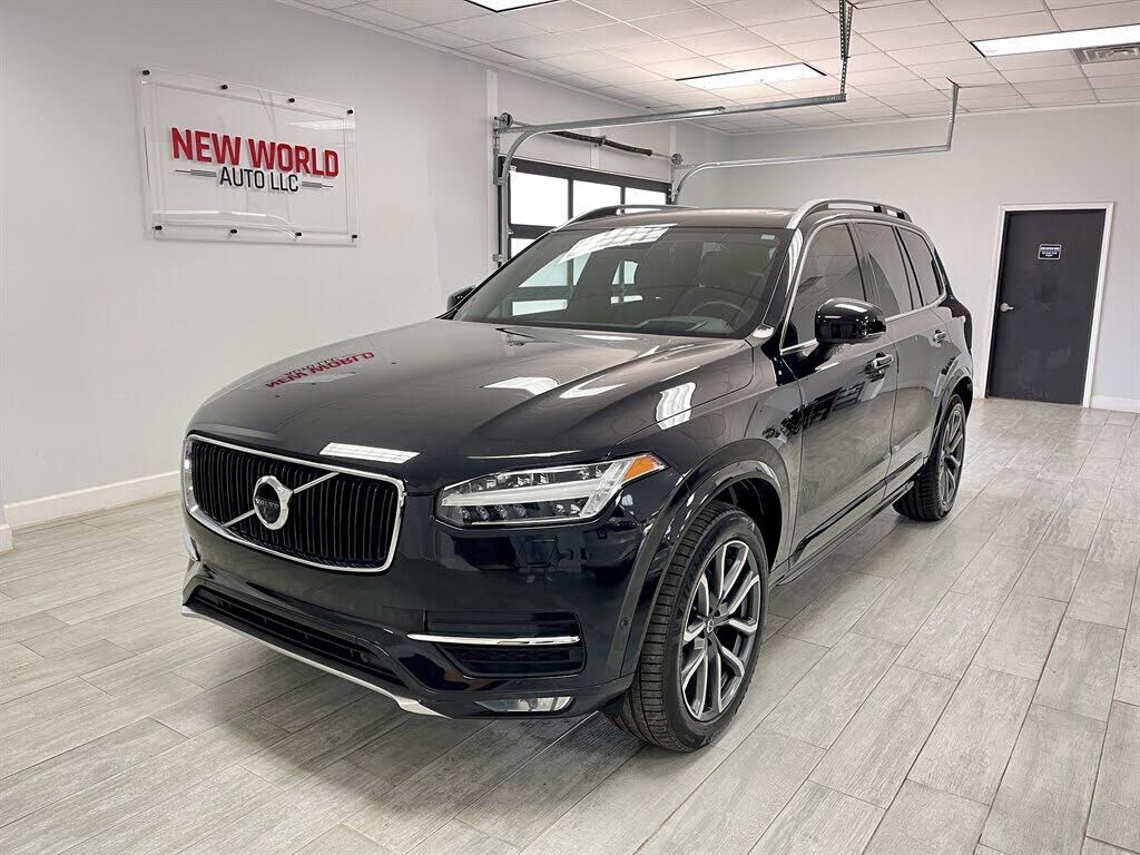 2019 VOLVO XC90