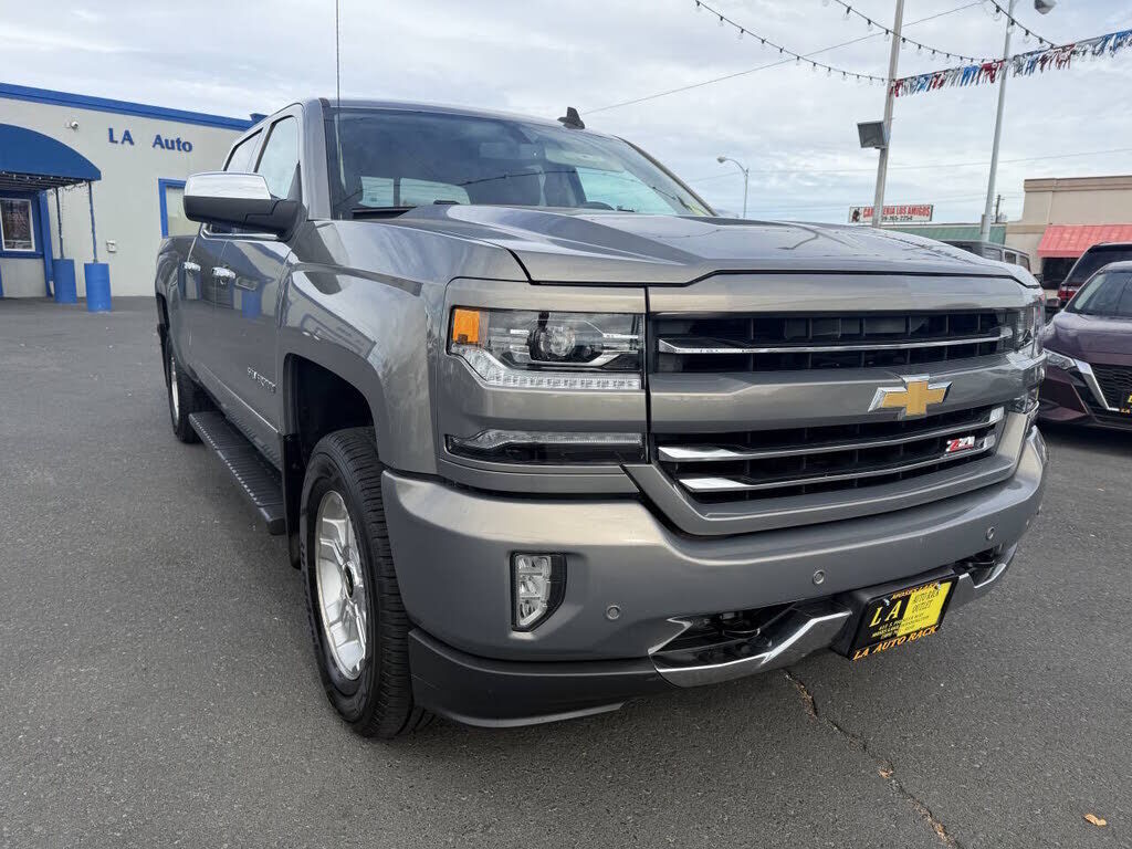 2017 CHEVROLET Silverado