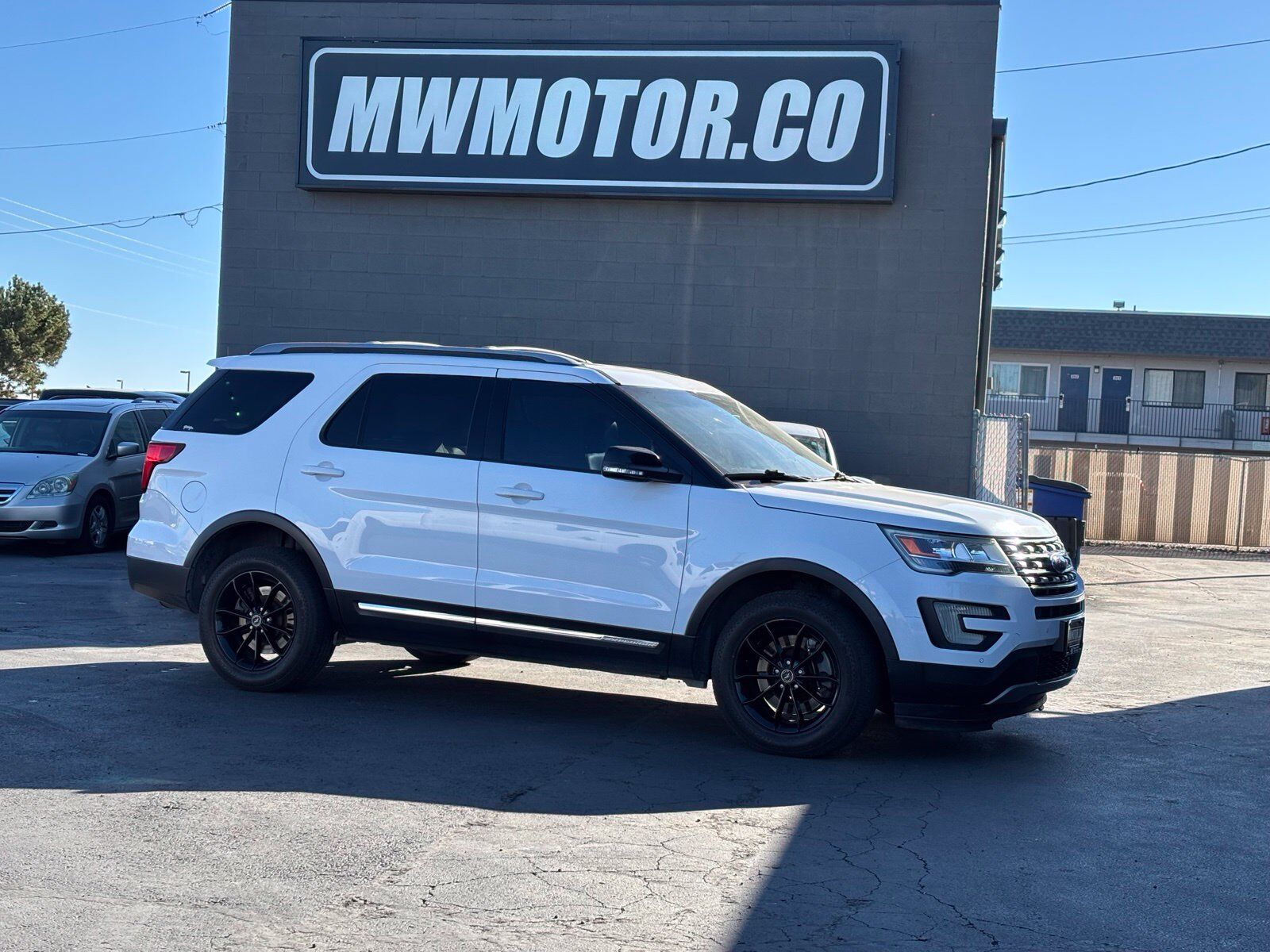 2016 FORD Explorer