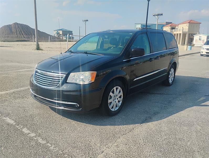 2015 CHRYSLER Town and Country