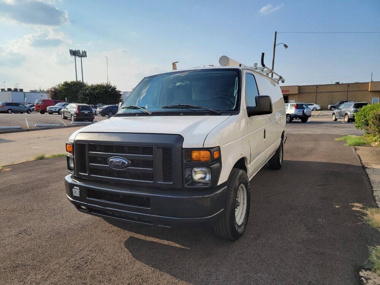 2010 FORD E-250