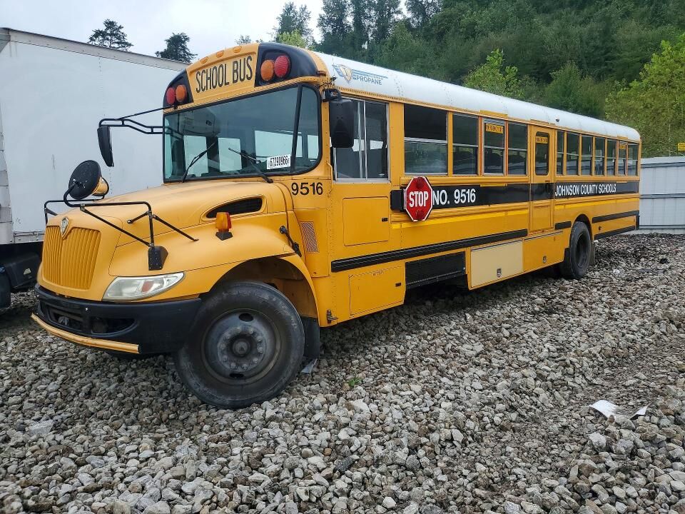 2017 IC BUS PB105