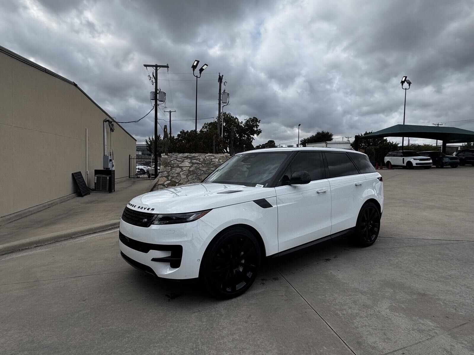 2026 LAND ROVER Range Rover Sport