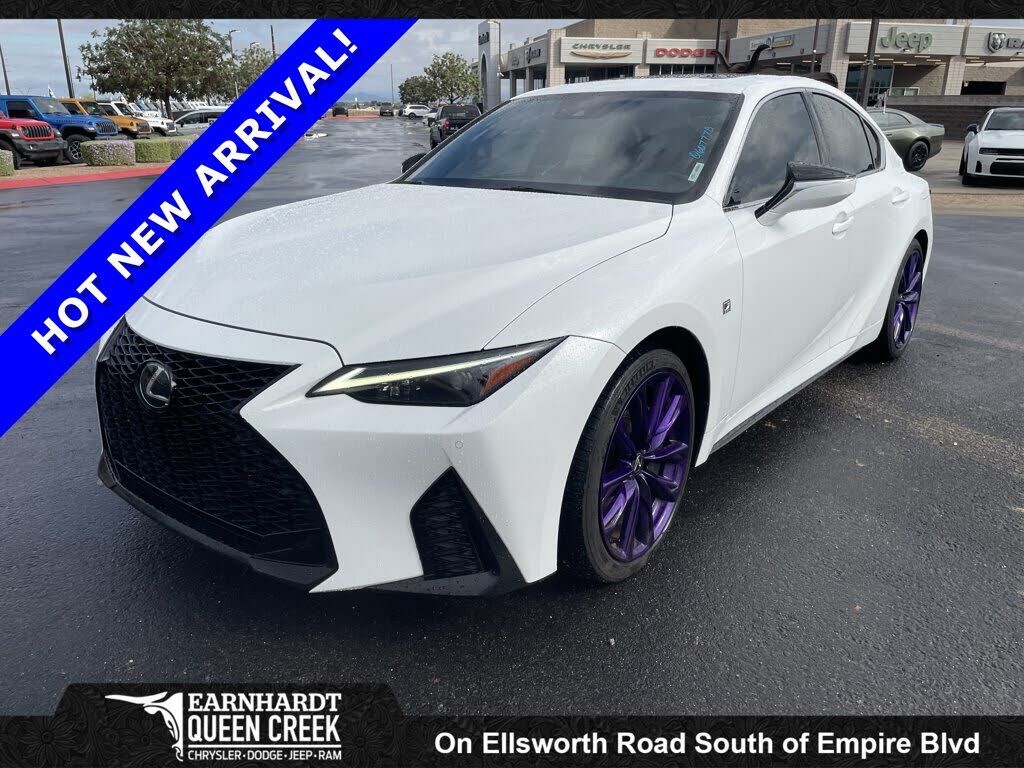 2021 LEXUS IS