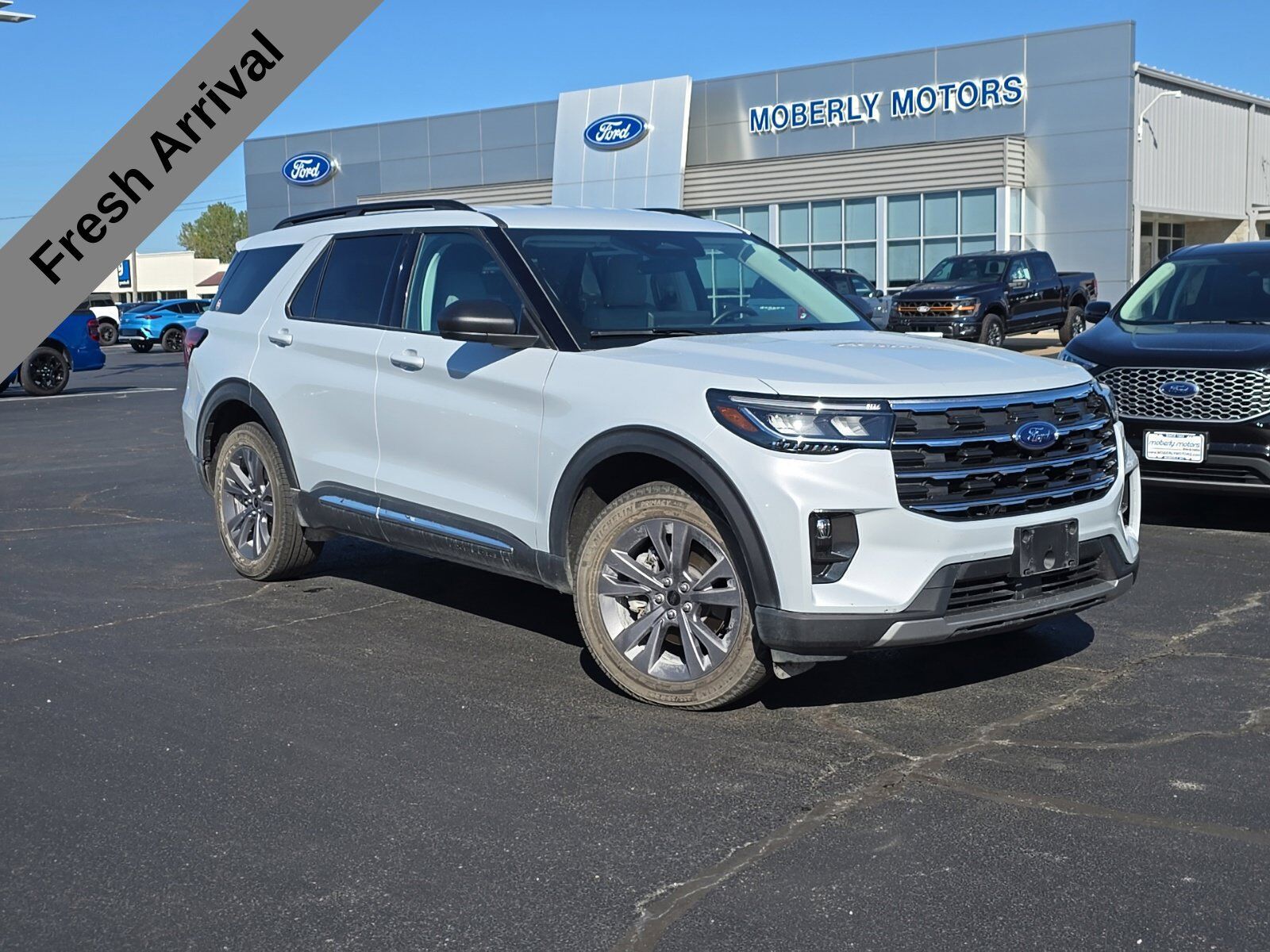 2025 FORD Explorer