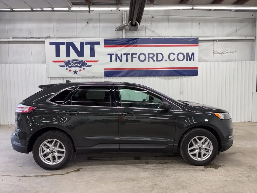 2024 FORD Edge