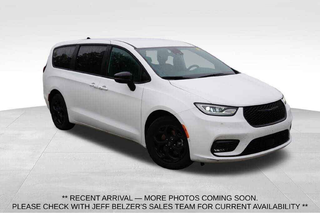 2024 CHRYSLER Pacifica