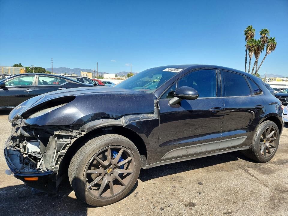 2015 PORSCHE Macan