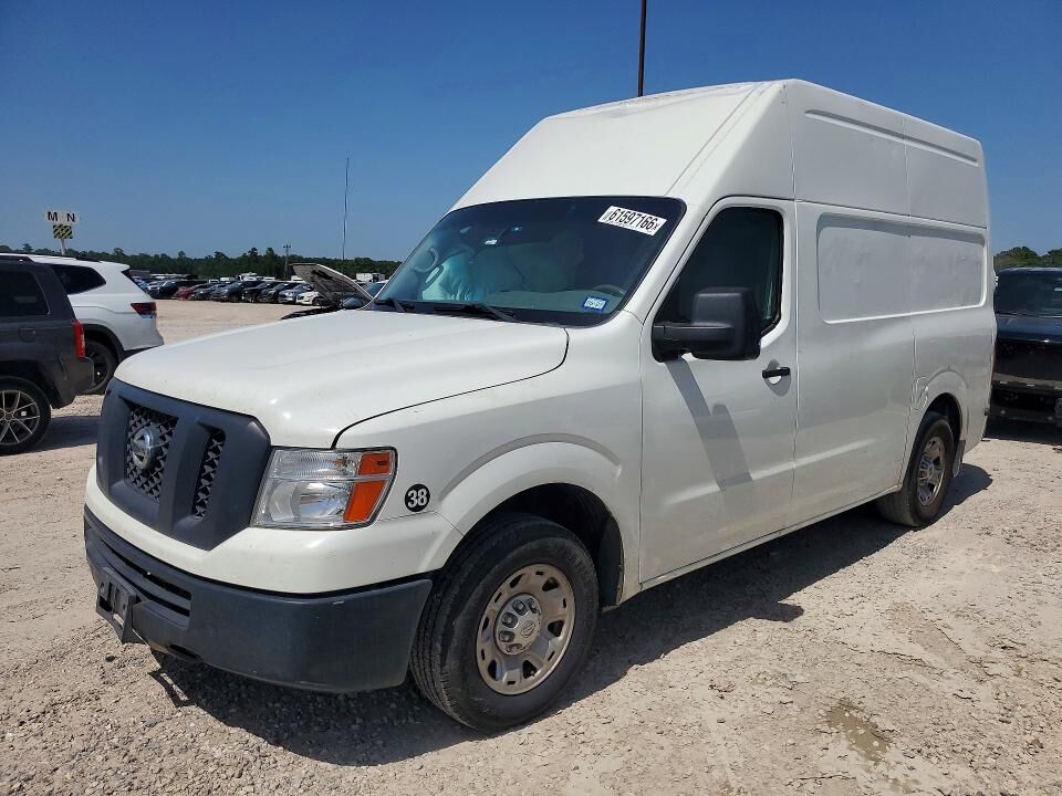 2016 NISSAN NV