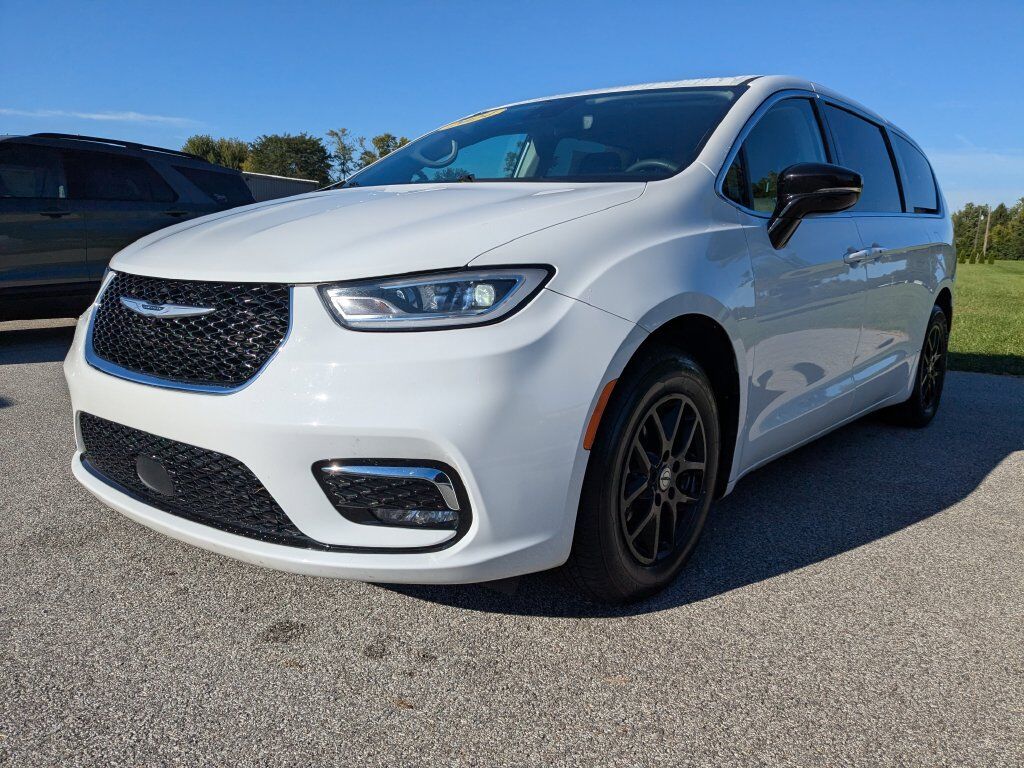 2024 CHRYSLER Pacifica