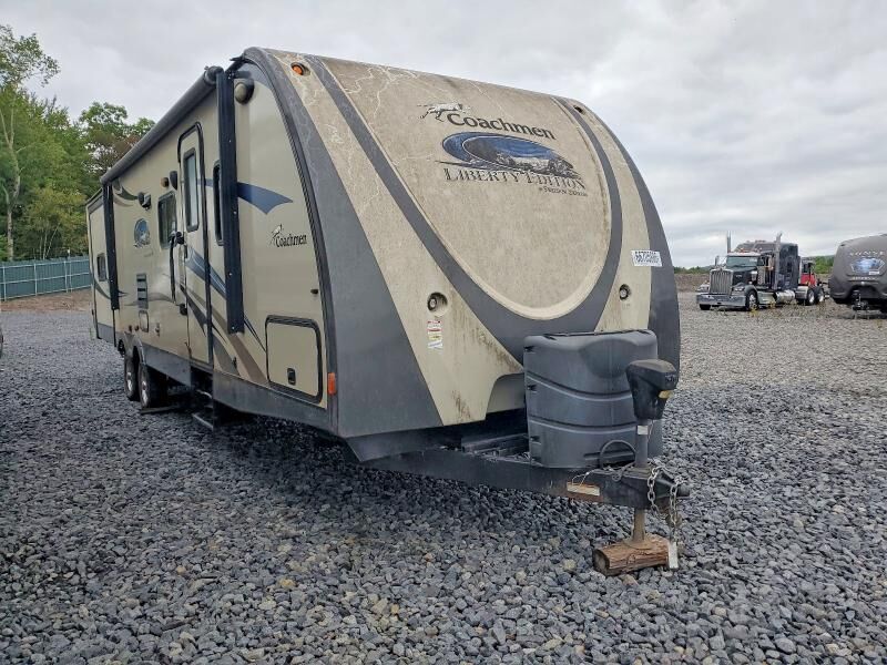 2013 FOREST RIVER Freedom Express