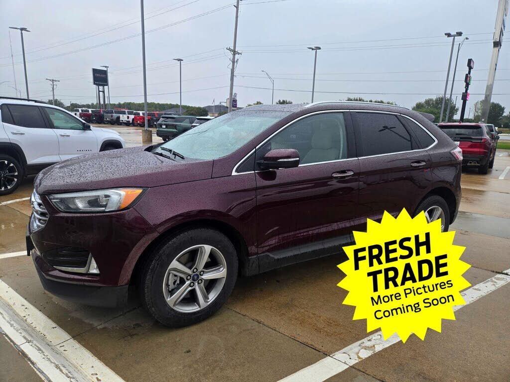 2019 FORD Edge