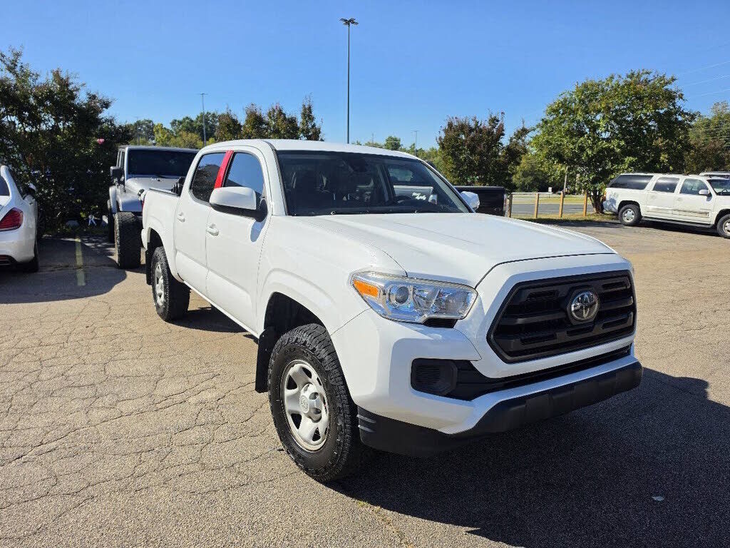 2019 TOYOTA Tacoma