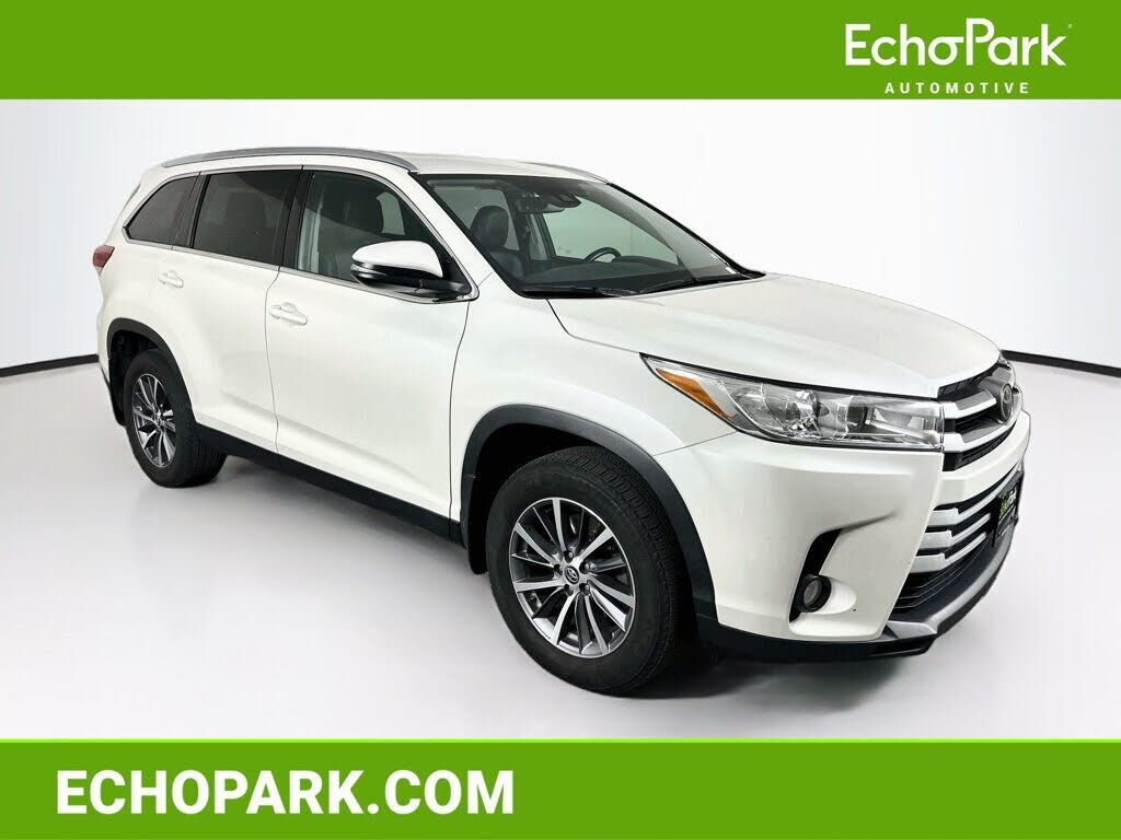 2019 TOYOTA Highlander