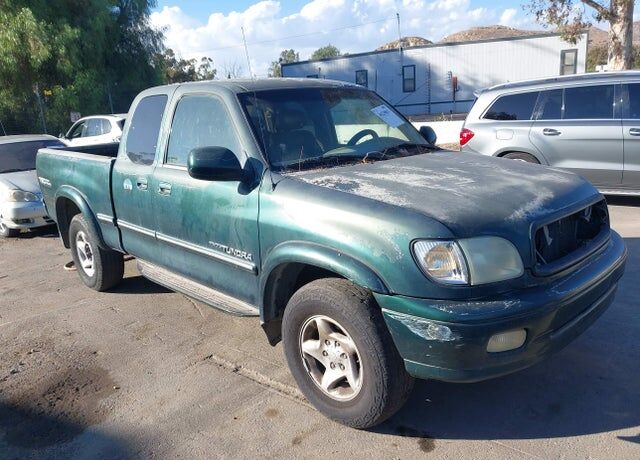 2002 TOYOTA Tundra
