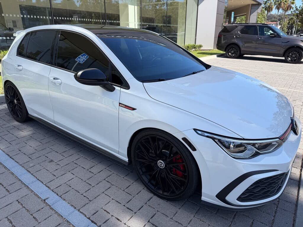 2022 VOLKSWAGEN Golf GTI