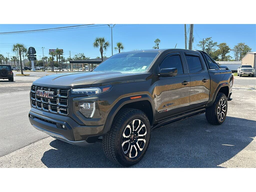 2025 GMC Canyon