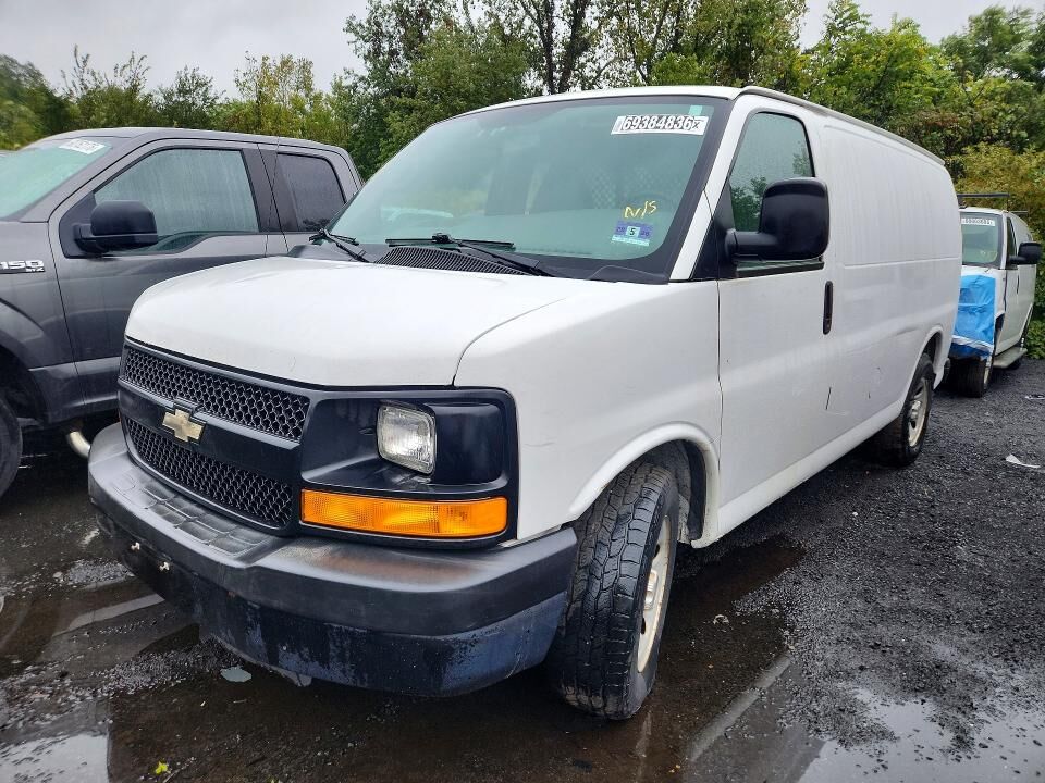 2012 CHEVROLET Express