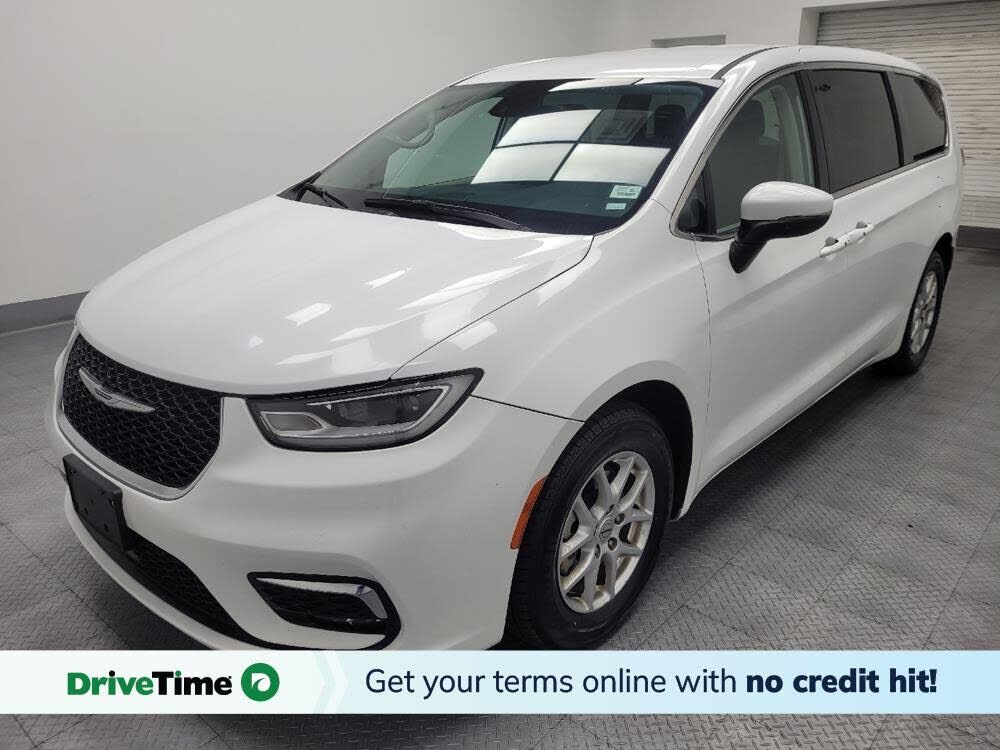 2023 CHRYSLER Pacifica