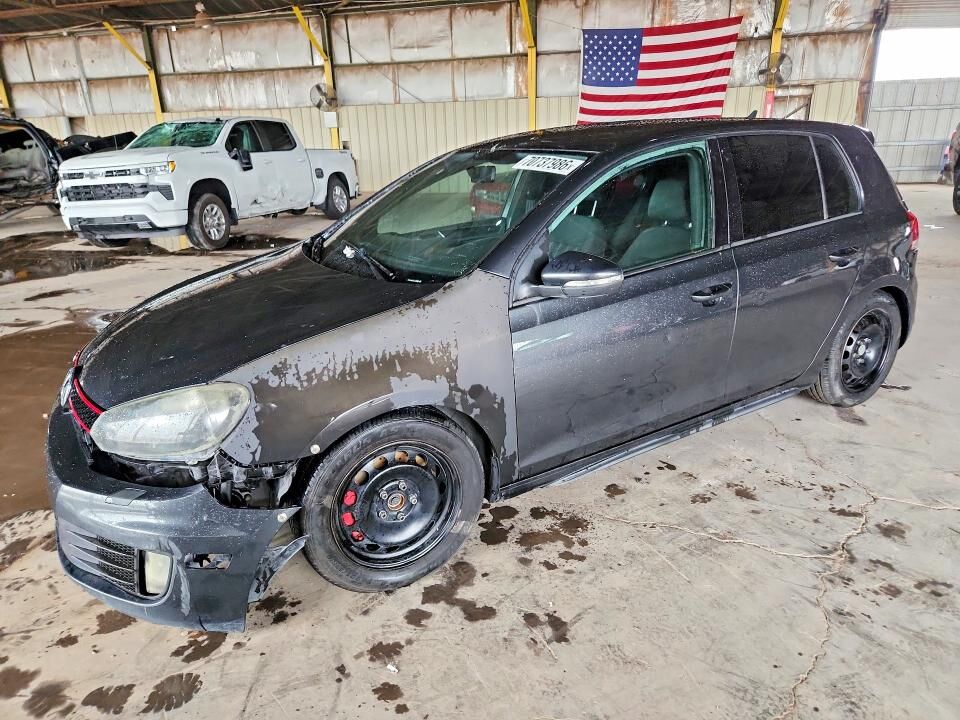 2013 VOLKSWAGEN Golf GTI