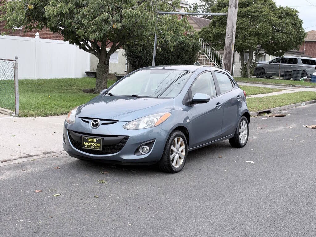 2014 MAZDA Mazda2