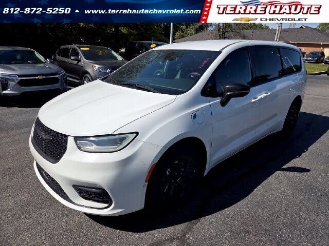 2024 CHRYSLER Pacifica