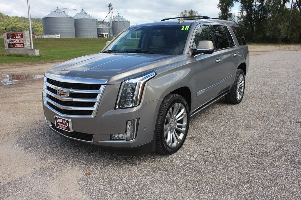 2018 CADILLAC Escalade