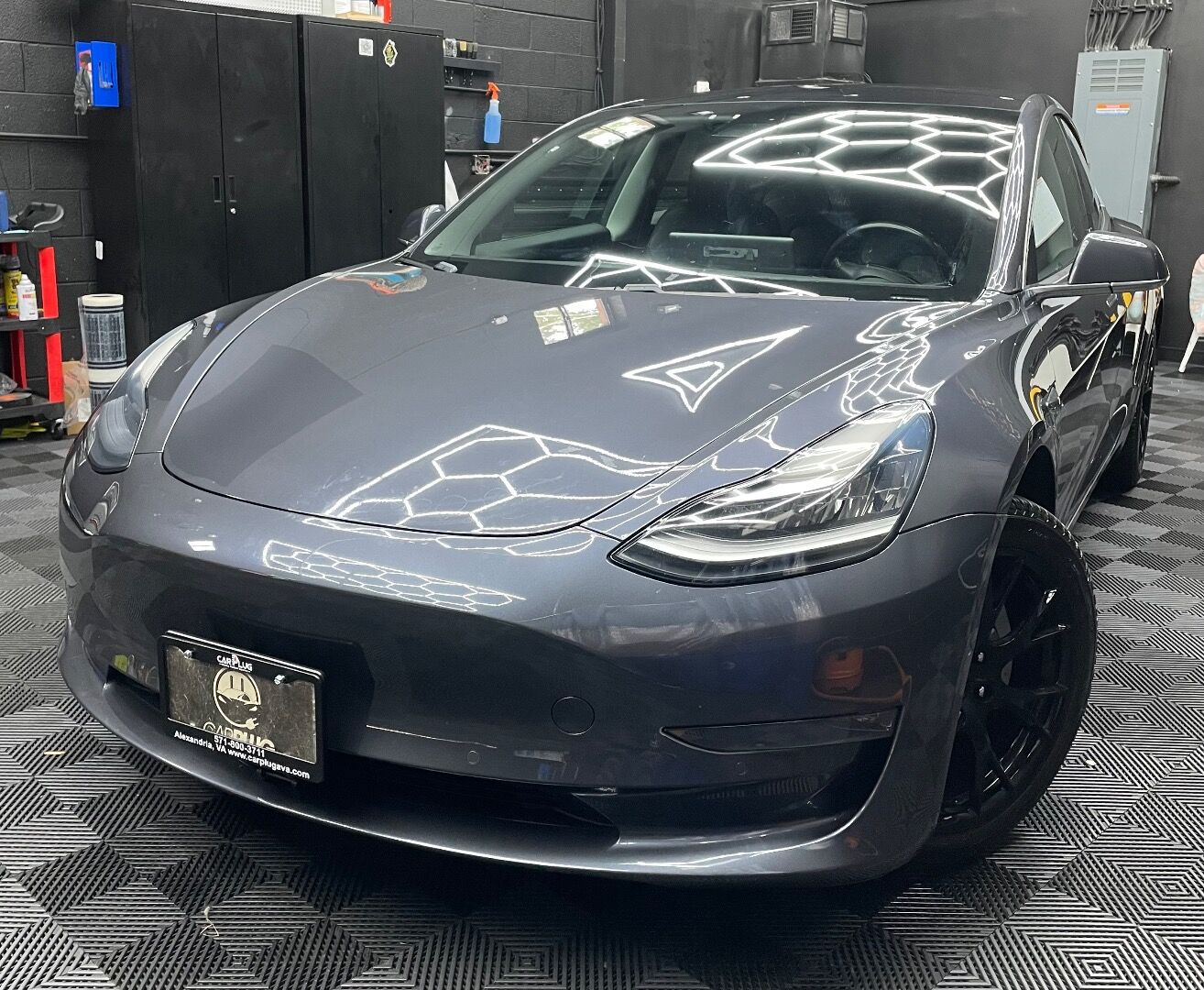 2018 TESLA Model 3